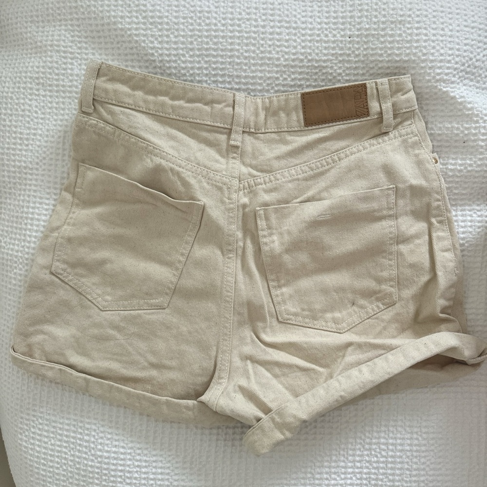Zara High Rise Button Down Shorts - Picture 2 of 2